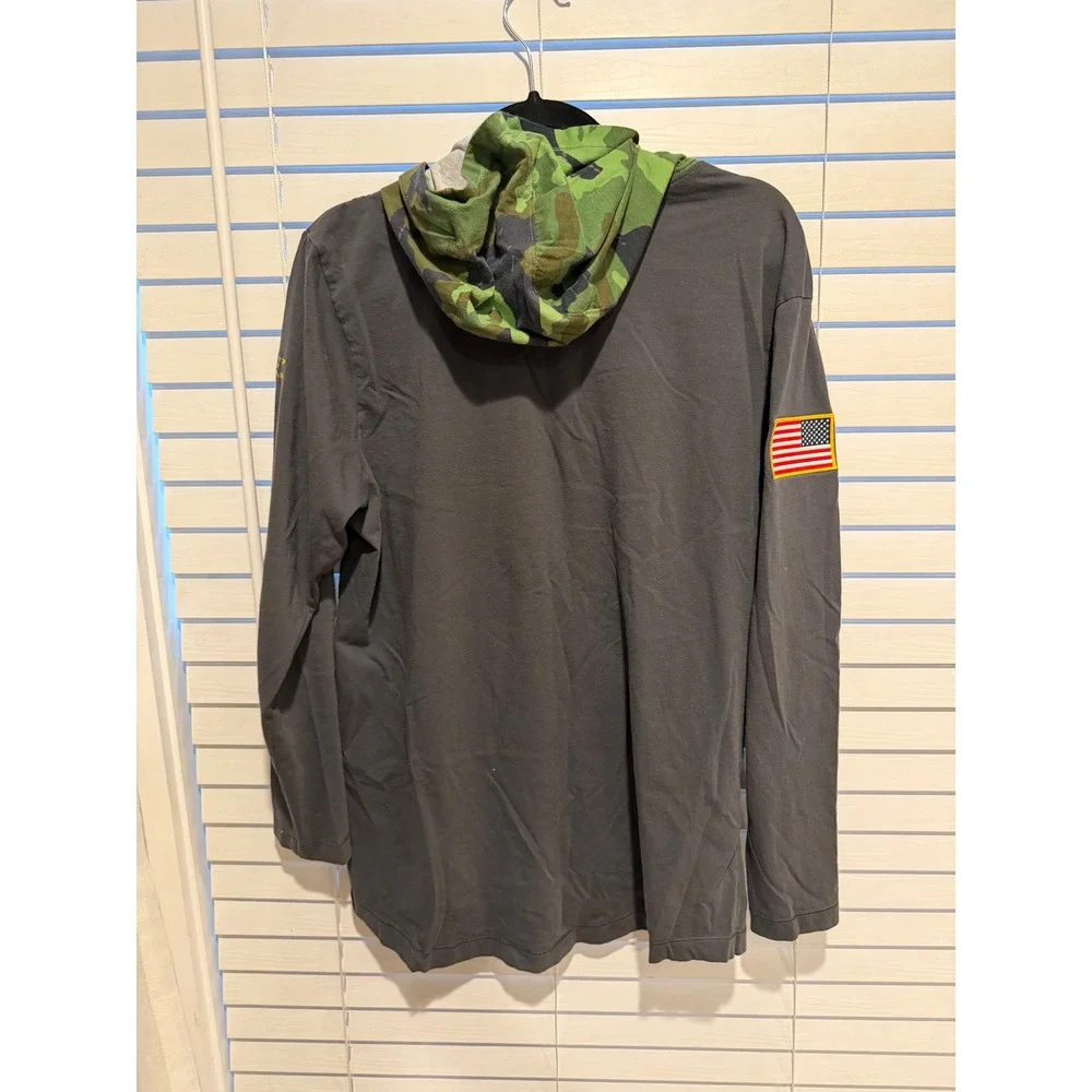Jordan Michigan Wolverines Long Sleeve Hooded Shirt Mens Large Gray Camo